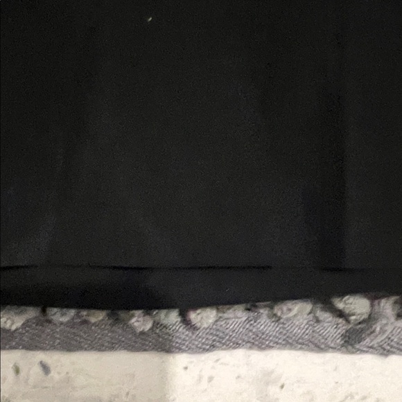 Soma Smoothing Shorts in Black - Picture 5 of 9